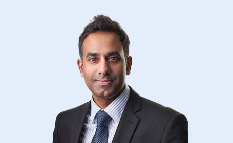 Portrait of Mr Ahsan Akhtar , Consultant Orthopaedic, Shoulder & Upper Limb Surgeon