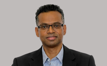 Portrait of Dr Aathavan Loganayagam , Consultant Gastroenterologist