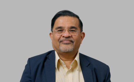 Portrait of Anirudh Gadgil , Consultant Orthopaedic Surgeon