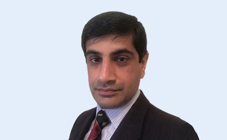 Portrait of Mr Arfan Malhi , Consultant Trauma & Orthopaedic Surgeon