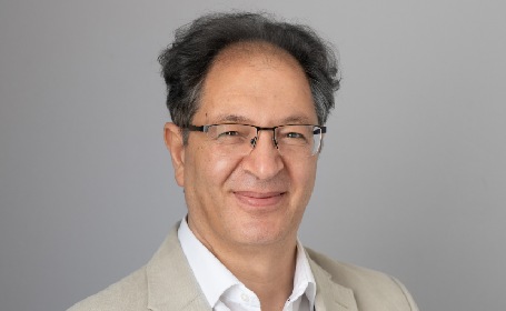 Portrait of Mr Ashraf Naguib , Consultant Orthopaedic Surgeon