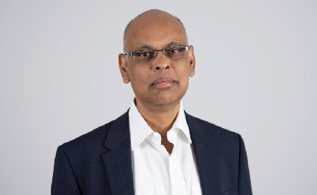 Portrait of Mr Alak Pal , Consultant Obstetrician & Gynaecologist