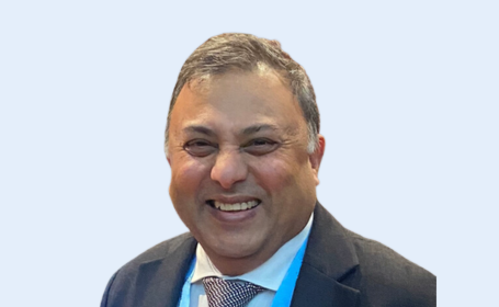 Portrait of Dr Devjit Srivastava , Consultant in Anaesthesia and Pain Medicine