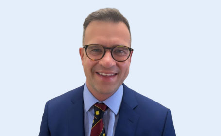 Portrait of Mr Duncan Scrimgeour , Consultant General and Colorectal Surgeon