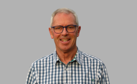 Portrait of Mr Kevin Baird , Consultant Orthopaedic Surgeon