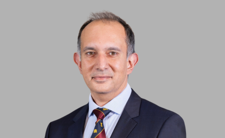 Portrait of Mr Momin Malik , Consultant General & HPB Surgeon