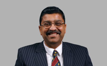 Portrait of Mr Rajkumar Thangaraj , Consultant Trauma and Orthopaedic Surgeon 