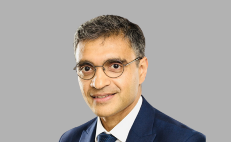 Portrait of Suddhajit Sen , Consultant Orthopaedic Hand and Wrist Surgeon