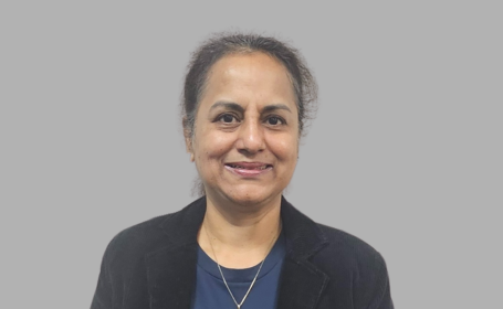 Portrait of Dr Rashmi Srivastava , Consultant Obstetrics and Gynaecology