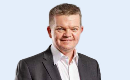 Portrait of Dr Malcolm Smith , Consultant Gastroenterologist