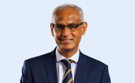 Portrait of Mr Kapil Kumar , Consultant Orthopaedic Surgeon