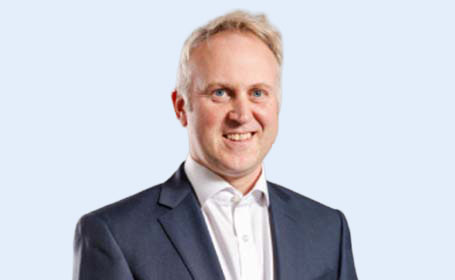 Portrait of Mr Steven Hamilton , Consultant Orthopaedic & Trauma Surgeon