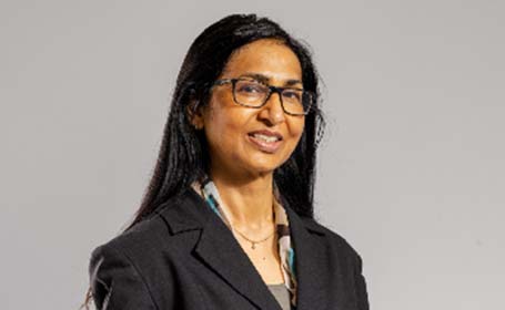 Portrait of Miss Sangeeta Kapur Maini , Consultant ENT Surgeon