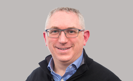 Portrait of Dr Adam Simon , General Practitioner
