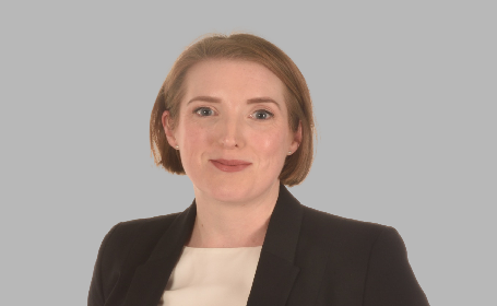 Portrait of Dr Michelle MacKintosh , Consultant Gynaecologist and Gynaecological Oncologist