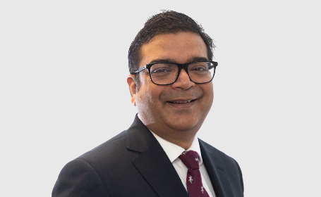 Portrait of Mr Aftab Siddiqui , Consultant Plastic Surgeon