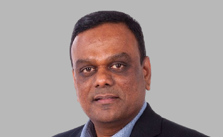 Portrait of Mr Chelliah Selvasekar , Consultant General, Laparoscopic & Colorectal Surgeon