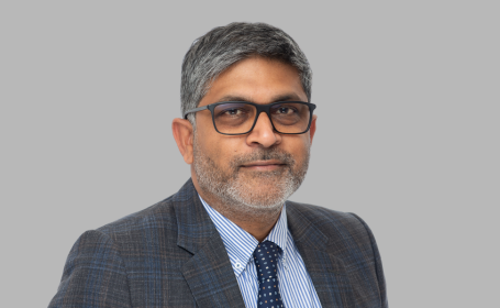 Portrait of Mr Joseph Zacharias , Consultant Cardiothoracic Surgeon
