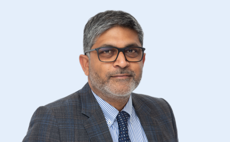 Portrait of Mr Joseph Zacharias , Consultant Cardiothoracic Surgeon
