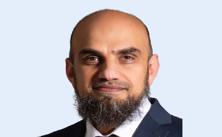 Portrait of Mr Muhammad Umar , Consultant Trauma & Orthopaedic Surgeon