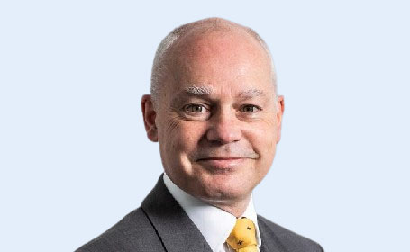 Portrait of Mr Nicholas Phillips , Consultant Orthopaedic Surgeon