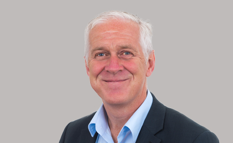 Portrait of Nick Kenny , Consultant Orthopaedic Surgeon