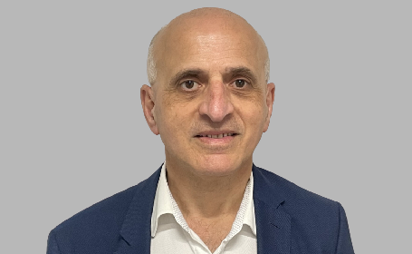 Portrait of Mr Ragheb I R Hasan , Consultant Cardiothoracic Surgeon