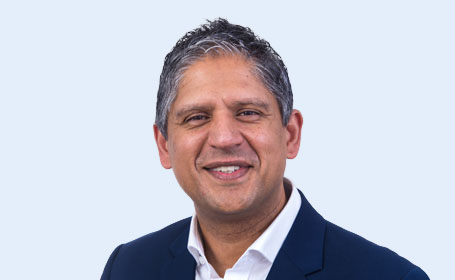 Portrait of Mr Rajiv Bhalla , Consultant ENT Surgeon and Rhinologist