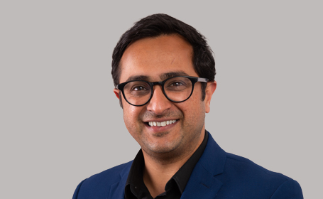 Portrait of Mr Rajiv Dave , Consultant Oncoplastic Breast and Endocrine Surgeon