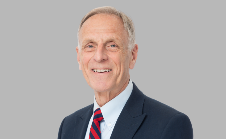 Portrait of Prof Ashley Woodcock , Professor of General Medicine