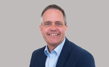 Portrait of Mr David Johnson , Consultant Orthopaedic Surgeon