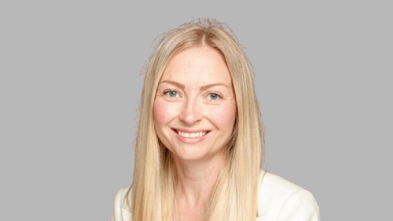 Portrait of Alison Hunter Smith , Consultant Breast Surgeon
