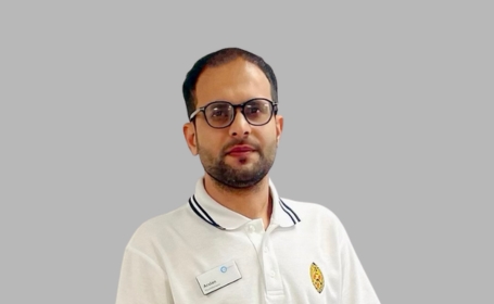 Portrait of Arslan Qaramat , Senior MSK Physiotherapist