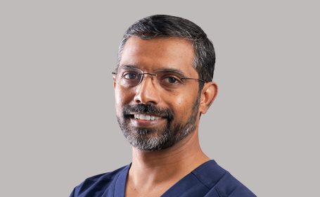 Portrait of Mr Bertie Surgith Fernando , Oculoplastic and Ophthalmic Surgeon