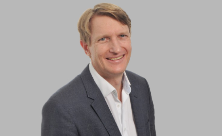 Portrait of Mr Bryan Riemer , Consultant Orthopaedic Arthroplasty Surgeon