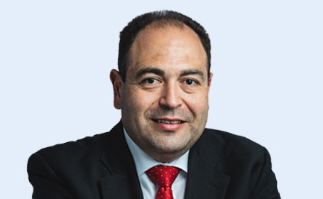 Portrait of Mr Anwar Owais , Consultant Colorectal and Robotic General Surgeon