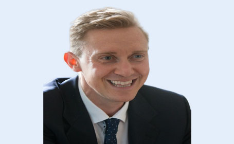Portrait of Mr James Berstock , Consultant Orthopaedic Surgeon