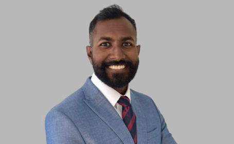 Portrait of Mr Dinesh Alexander , Consultant Trauma & Orthopaedic Surgeon