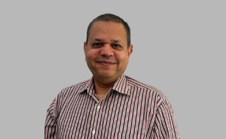 Portrait of Mr Nadir Ali , Consultant Plastic Surgeon