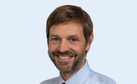 Portrait of Mr Andreas Baumann , Consultant Orthopaedic Upper Limb Surgeon