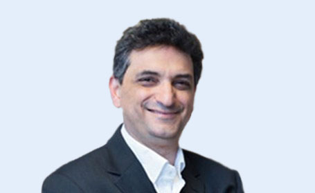Portrait of Mr Hassan Dashti , Consultant Spinal Surgeon