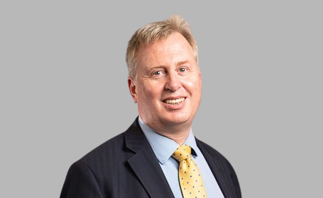 Portrait of Mr Philip Robert Wykes , Consultant Orthopaedic, Trauma & Reconstruction Surgeon