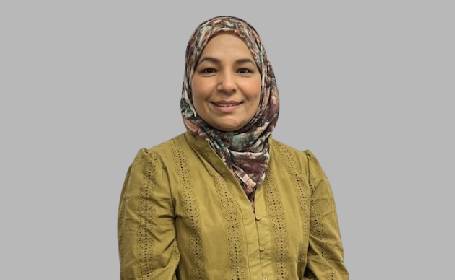Portrait of Ms Uzma Ghaffar , Consultant Gynaecologist