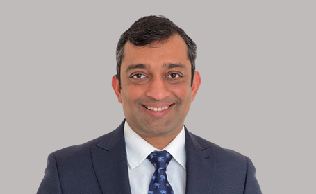 Portrait of Mr Rajesh Deshmukh , Consultant Ophthalmologist, Cataract & Refractive Surgeon 