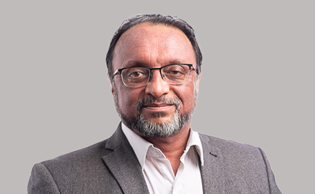 Portrait of Dr Mukul Agarwal , Musculoskeletal & Sports Physician