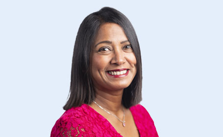 Portrait of Miss Arasee Renganathan , Consultant Gynaecologist