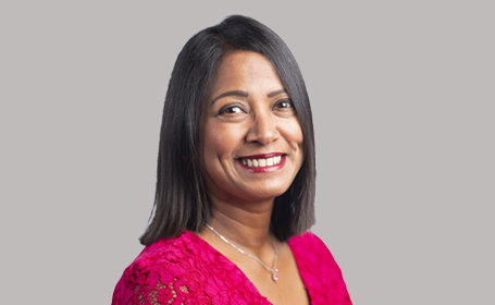 Portrait of Miss Arasee Renganathan , Consultant Gynaecologist