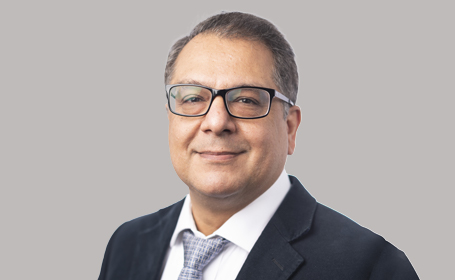 Portrait of Mr Aria Daneshfar , Consultant Orthopaedic Surgeon