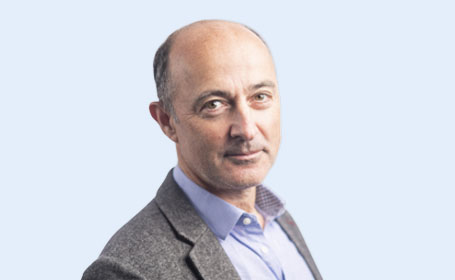 Portrait of Mr Laurence Whitefield , Consultant Ophthalmologist