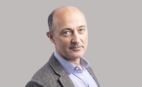 Portrait of Mr Laurence Whitefield , Consultant Ophthalmologist